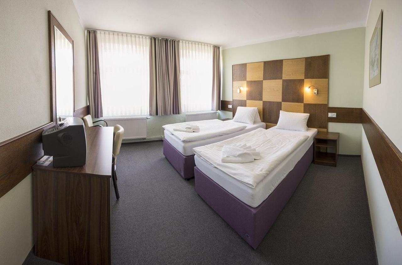Hotel Karel Iv. Turnov Extérieur photo