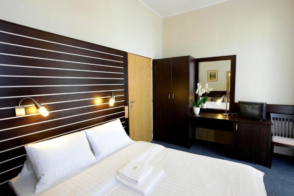 Hotel Karel Iv. Turnov Chambre photo